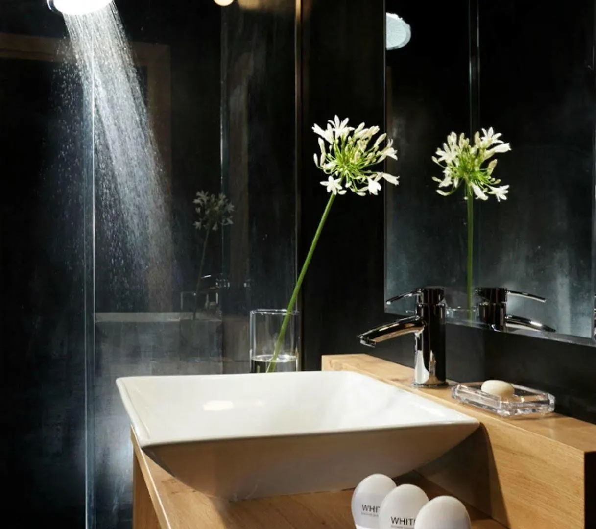 Konukevi Suite Art Navona Roma
