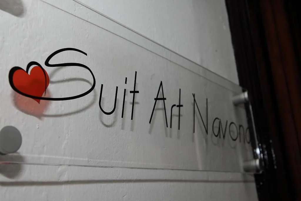 Suite Art Navona Rome 2*,